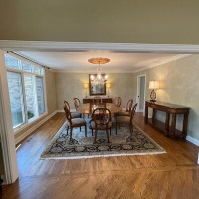 Exquisite Henredon Dining Room furniture set