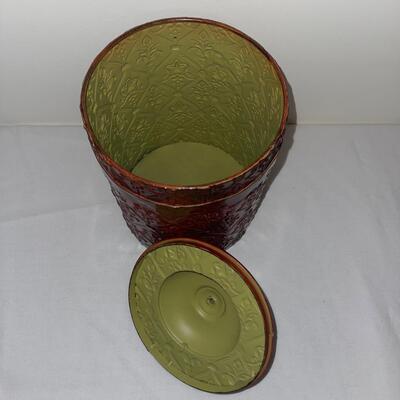 Red Bathroom Decor (LR-SW)