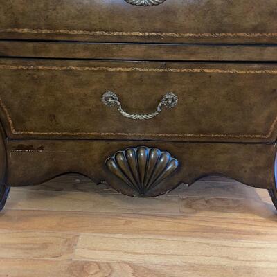 Signatures by Heritage Three Drawer Dresser (H-SW)