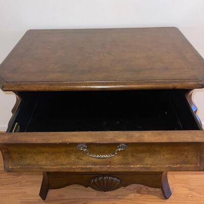 Signatures by Heritage Three Drawer Dresser (H-SW)