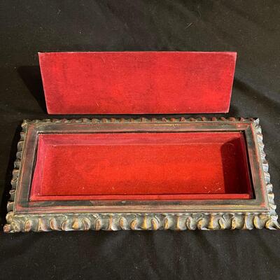 Table Lamp with Bronze Lampshade and Long Treasure Box (H-SW)