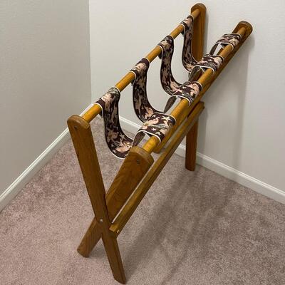 Wood Luggage Rack (GBC-SW)
