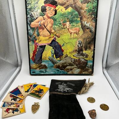 Lot of Vintage Red Ryder Glove Trading Cards Puzzle Badge and Pendants