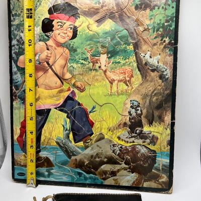 Lot of Vintage Red Ryder Glove Trading Cards Puzzle Badge and Pendants