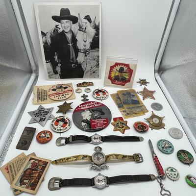 Large Lot of Vintage Hopalong Cassidy Collectibles Ephemera Cards Pocket Knife Buttons Badges Watches and Ring