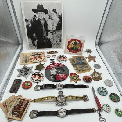 Large Lot of Vintage Hopalong Cassidy Collectibles Ephemera Cards Pocket Knife Buttons Badges Watches and Ring