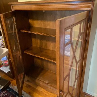 Beautiful Wood Display Cabinet with Glass Overlay Pattern Doors