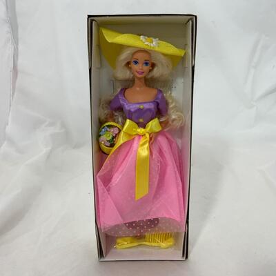 -108- Spring Tea Party Barbie (1997) | Spring Blossom Barbie (1995) | Avon