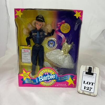-127- Police Officer Barbie (1993) | Career Collection