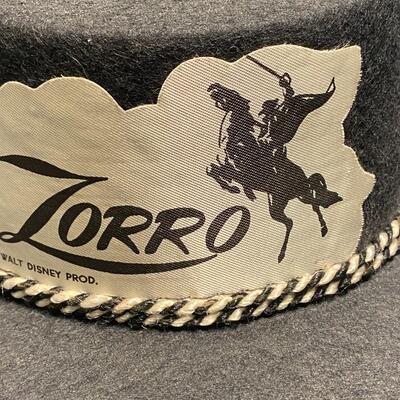 Lot of 6 1950s and Vintage Zorro Hat Watch Mask Ring Thermos and Cup