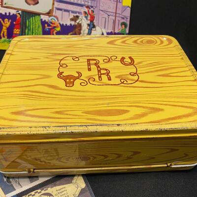 Large Lot of Roy Rogers Vintage Collectibles Ephemera Lunch Box Thermos Books Coins Badges Pins and Horseshoe