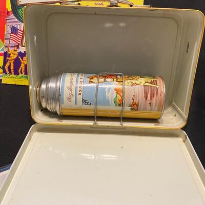 Large Lot of Roy Rogers Vintage Collectibles Ephemera Lunch Box Thermos Books Coins Badges Pins and Horseshoe