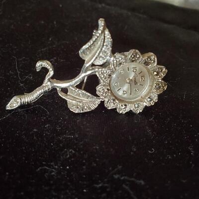 Danette Swiss Made Vintage Brooch Watch
