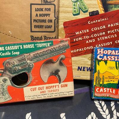 Large Lot of Vintage Hopalong Cassidy Books Toys Gun Clock Collectibles and Ephemera