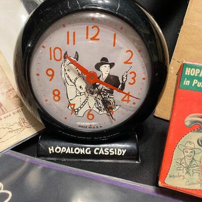 Large Lot of Vintage Hopalong Cassidy Books Toys Gun Clock Collectibles and Ephemera