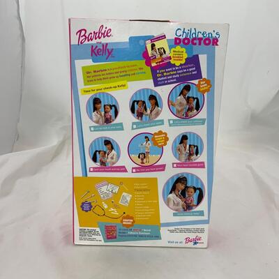 -140- Childrenâ€™s Doctor Barbie & Kelly (2000) | Career Series