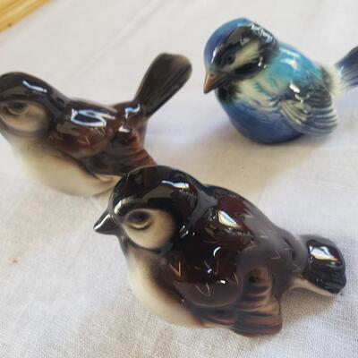 Bird figurines made in Austria