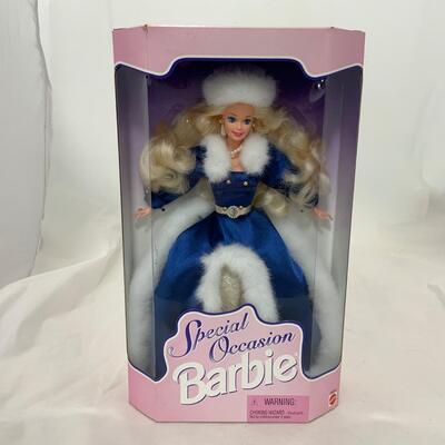 -142- Special Occasion Barbie (1996)
