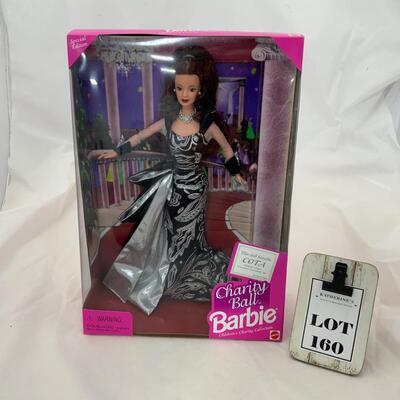-160- Charity Ball Barbie (1997) | Toys R Us