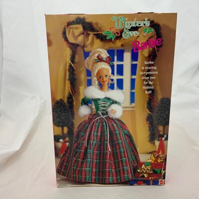 -174- Winterâ€™s Eve Barbie (1994) | Special Edition