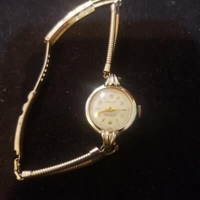 Mentier lady's wind up watch working gold tone