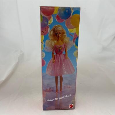 -183- Party Treats Barbie (1989)