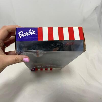 -195- Aviator Barbie (2001)