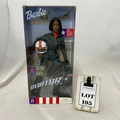 -195- Aviator Barbie (2001)