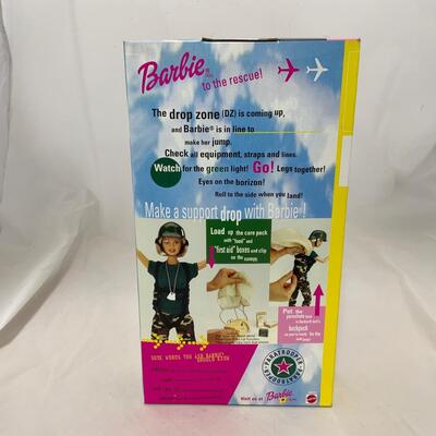 -197- Paratrooper Barbie (2000)