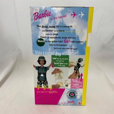 -198- Paratrooper Barbie (2000)