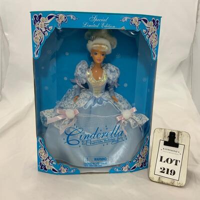 -219- Fairytale Holiday Cinderella (1997) | Jakks Doll