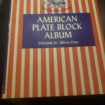 Minkus 1968 to 1972 plate block stamp book 224 stamps in book
