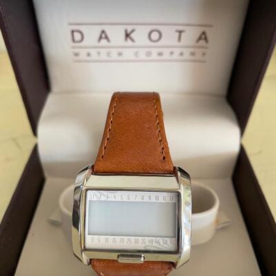 ST Dakota Menâ€™s watch