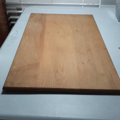 14in x 20in wood cutting board