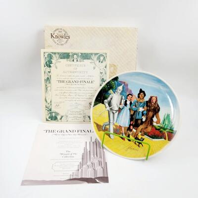 KNOWLES "THE GRAND FINALE" WIZARD OF OZ COLLECTORS PLATE