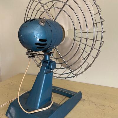 ST Vintage Sears 2 speed oscillating fan