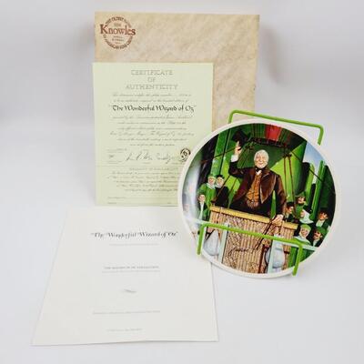 KNOWLES "THE WONDERFUL WIZARD OF OZ" WIZARD OF OZ COLLECTORS PLATE