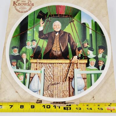 KNOWLES "THE WONDERFUL WIZARD OF OZ" WIZARD OF OZ COLLECTORS PLATE