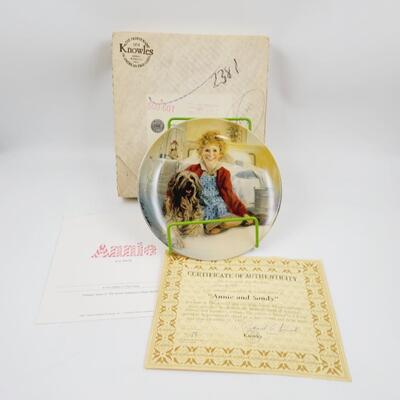 KNOWLES "ANNIE & SANDY" ANNIE MOVIE COLLECTORS PLATE