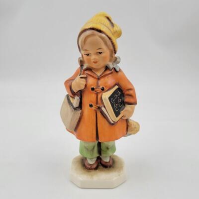 Friedd OF GERMANY SCHOOL GIRL FIGURINE