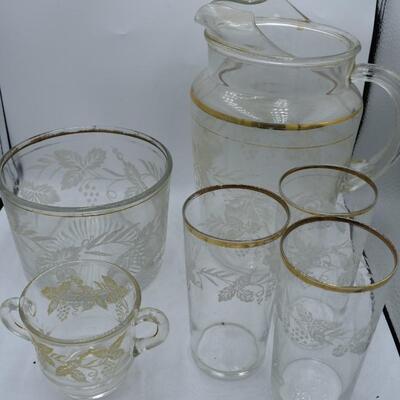 Grape glasses and pitcher w/bowl and glasses