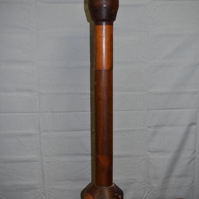 Wooden ashtray holder