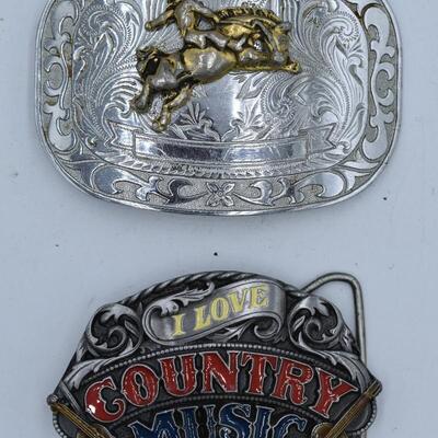 Belt buckles Riding bare back and country music