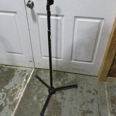 Ultimate Mic Stand