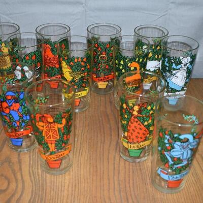 12 days of Christmas glasses