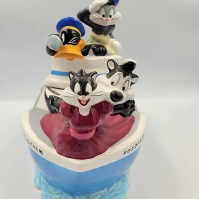 Warner Bros Loony Tunes Boat