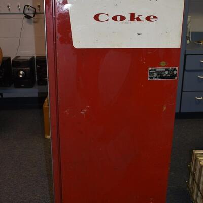 Coca Cola Machine