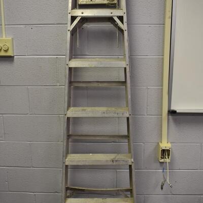Step Ladder