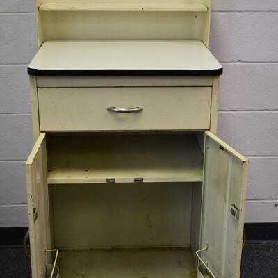 White Metal Vintage Cabinet
