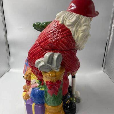 Home for the Holidays Golfing Santa